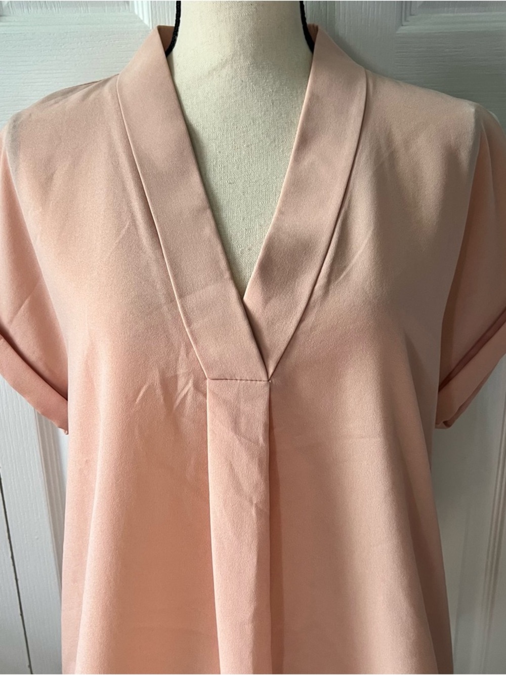 C. Luce Dusty Rose V-Neck Cap Sleeve Blouse Size Medium